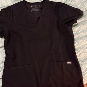 FIGS black top